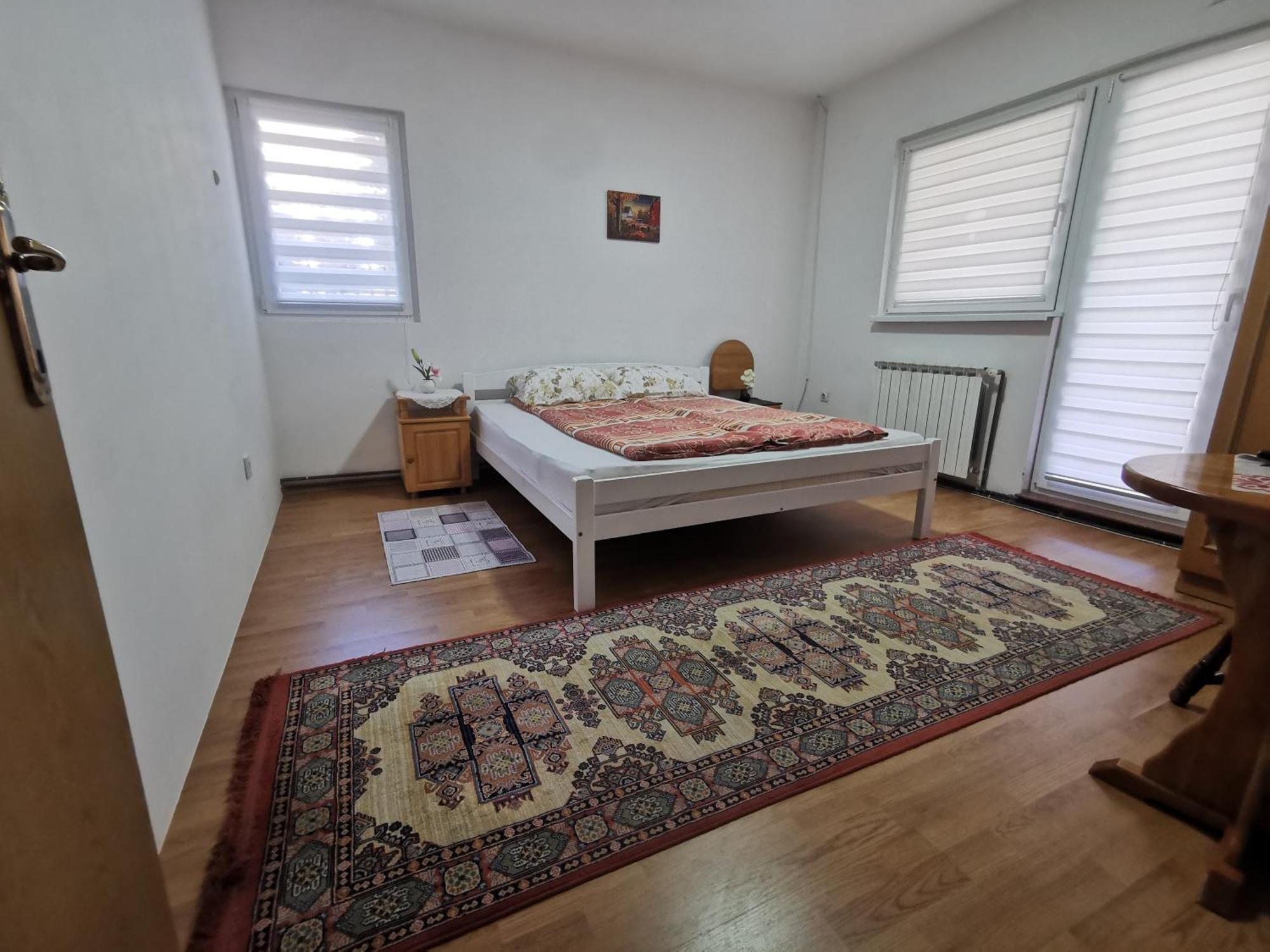 Rest & Recharge 4Bdr Apt- Free Parking, Ac & Garden SJJ Exterior foto